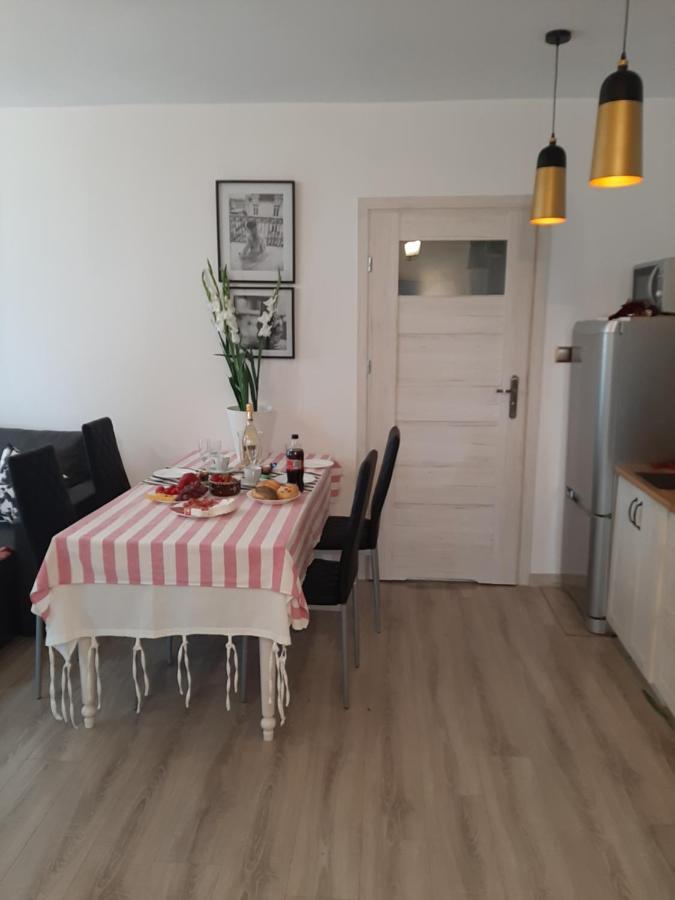 Hollywood Apartament Kosciuszki ウッチ エクステリア 写真